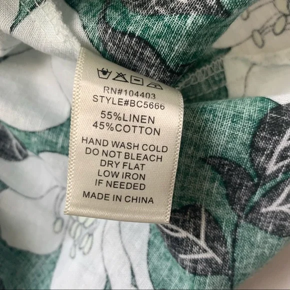 J.O.A. Ruffle top - Picture 5 of 8